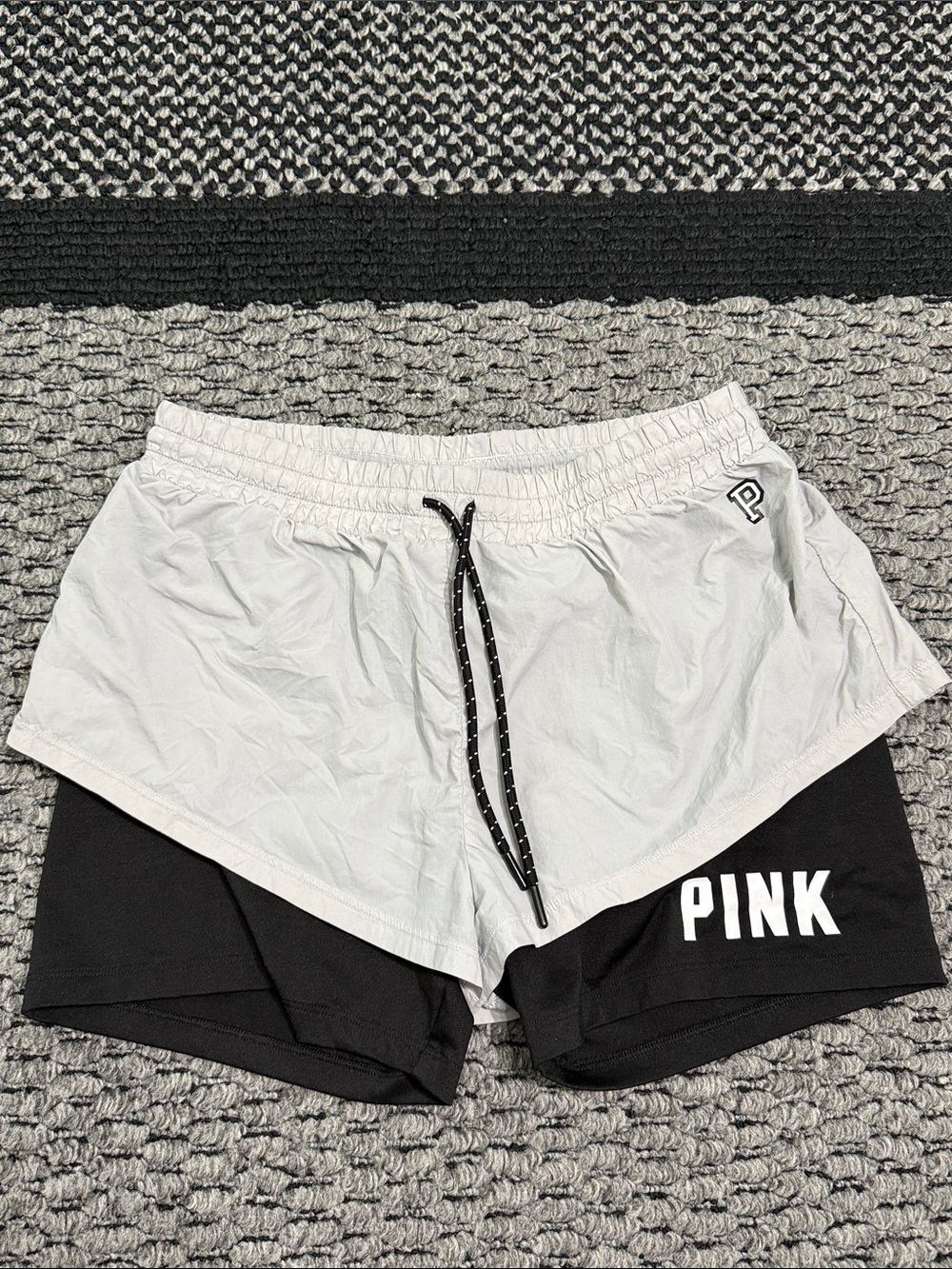 PINK Victoria's Secret Running Shorts Women's Medium White Black Lined Athletic
